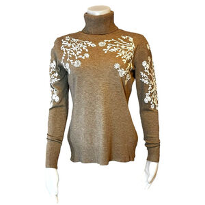 Women's Rain + Rose Neutral Crewel Embroidered Turtleneck Sweater, S